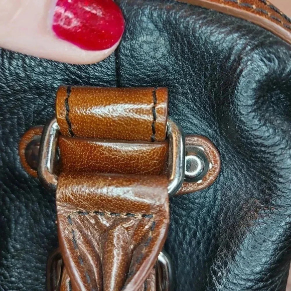 Danier | Super Cute Mini Handbag Black  and Brown Leather with Silver Hardware - Picture 13 of 16